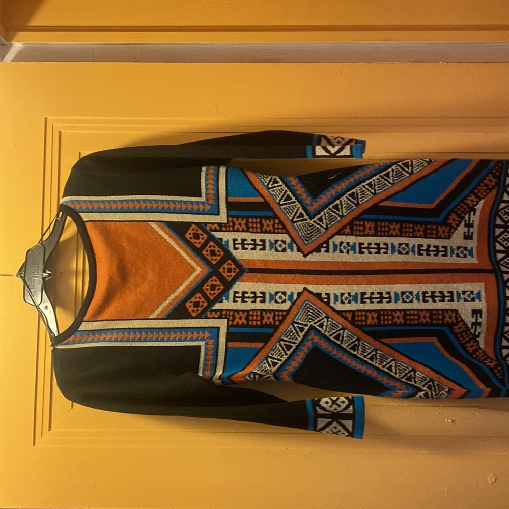 Dress - Picture 2 of 4